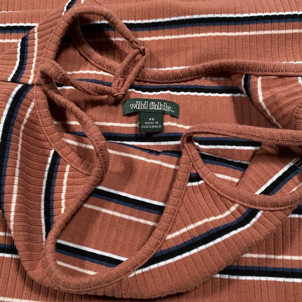 Striped Ribbed Midi Dress - Picture 3 of 11